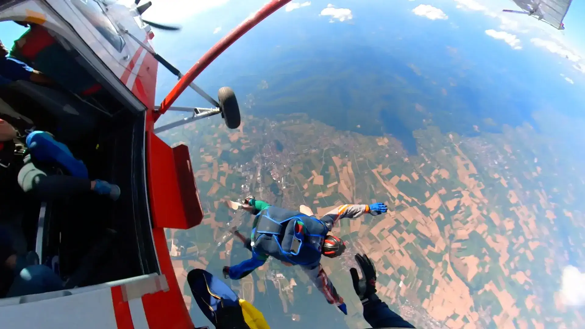 Saut en parachute en chute libre en Alsace Lorraine Vosges